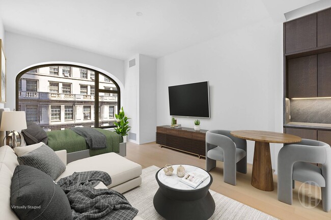 Building Photo - 130 William St