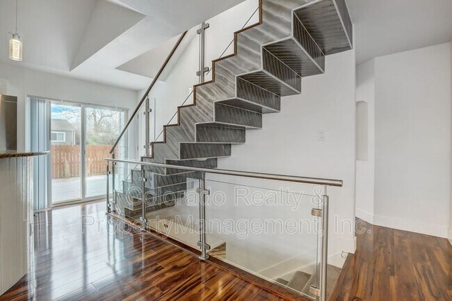 Building Photo - 2581 S Hazel Ct