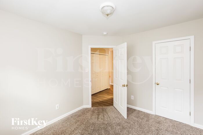 Building Photo - 6713 Rain Creek Way