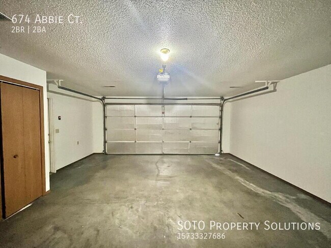 Building Photo - 674 Abbie Ct