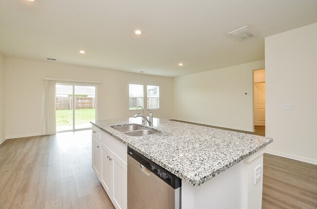 Building Photo - 27314 Clear Breeze Dr