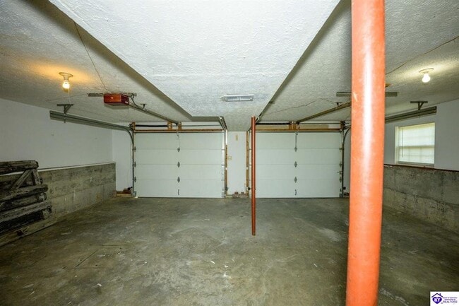 Building Photo - 413 Ridgecrest Rd