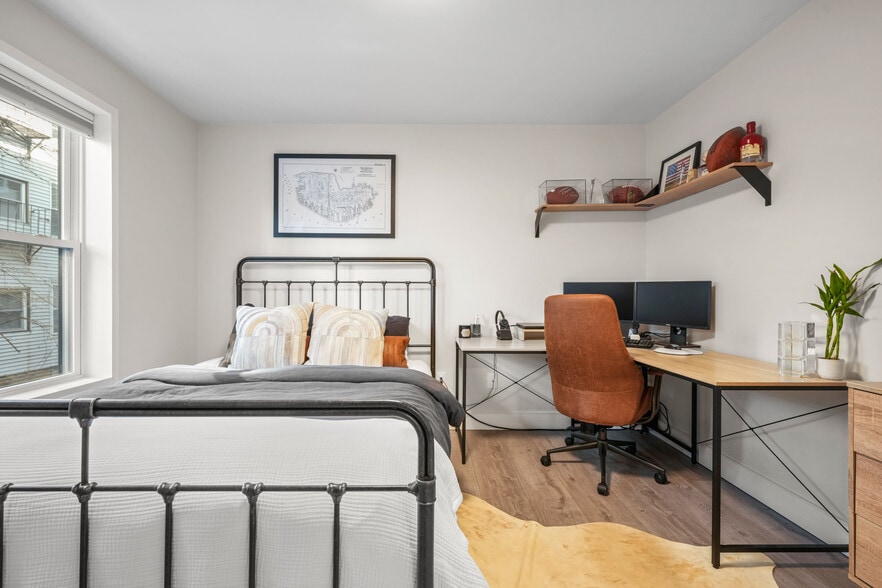 Building Photo - 16 Haynes St