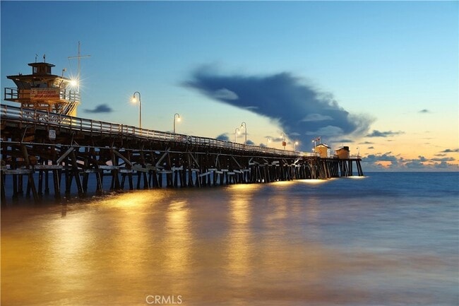 Building Photo - 256 1/2 Avenida Madrid Unit B