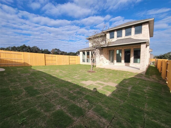 Building Photo - 113 Blf Crk Ln