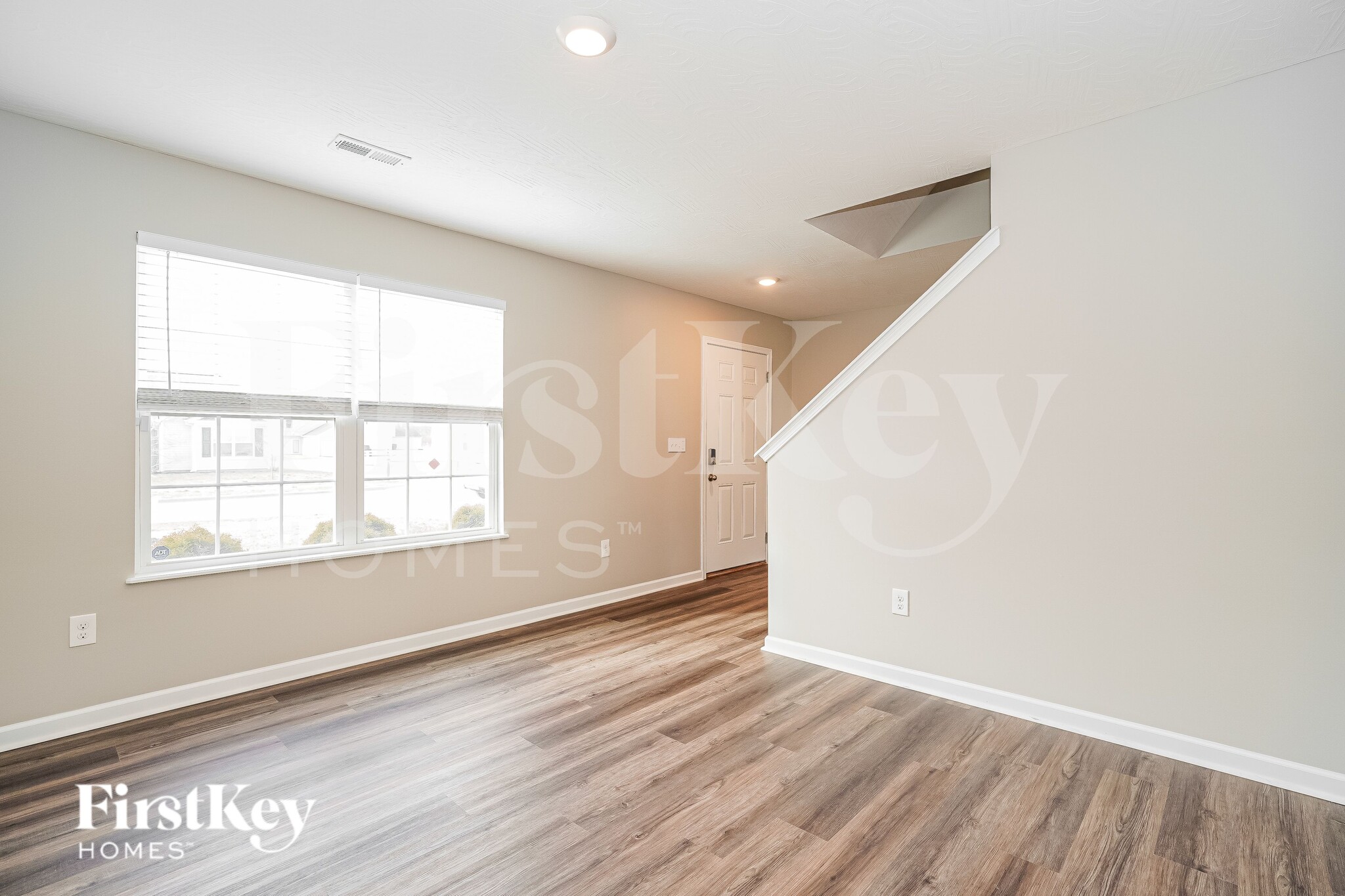 Building Photo - 5416 Branchville Dr