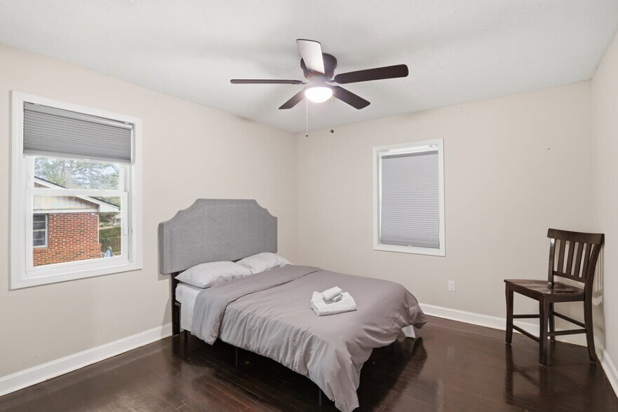 Building Photo - 1373 Benteen Way SE