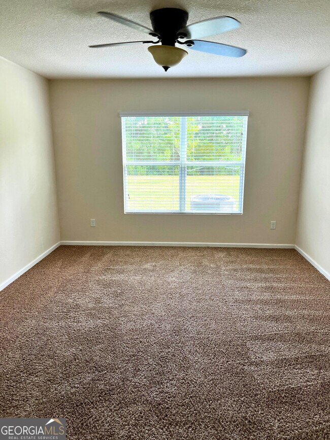 Building Photo - 232 Brooklet Cir