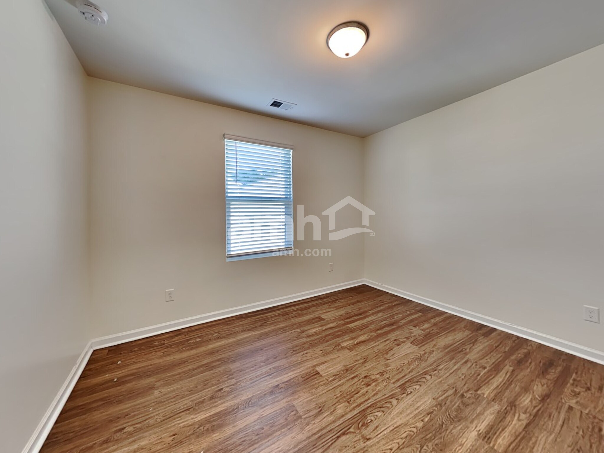 Building Photo - 126 Orion Way