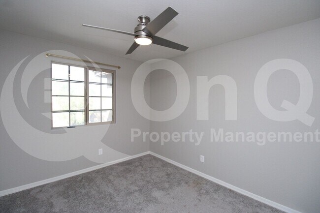 Building Photo - 13153 W Lariat Ln