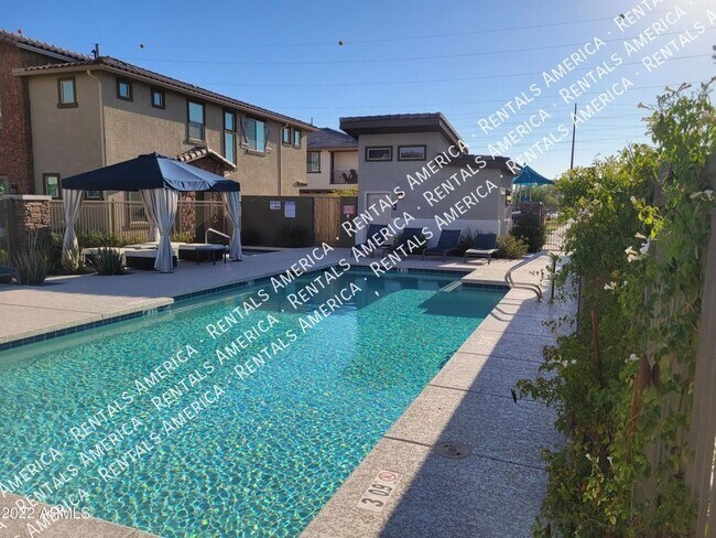 Building Photo - 4100 S Pinelake Way