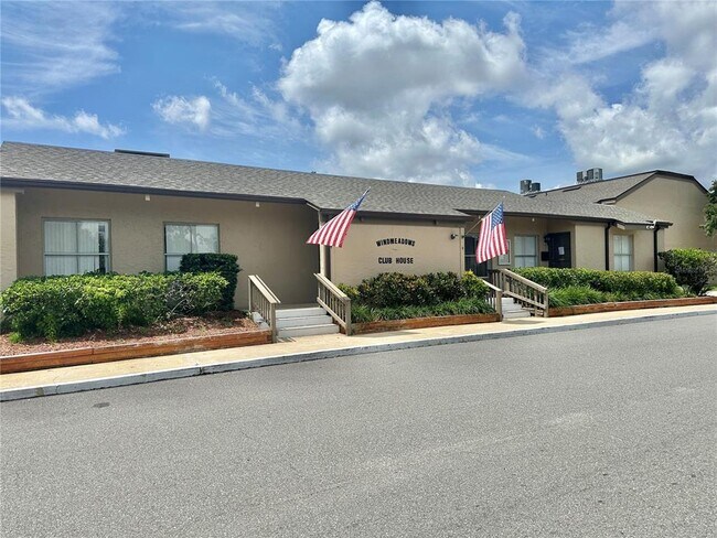 Building Photo - 256 Windmeadows St