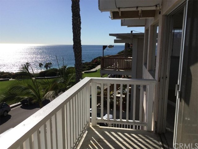 Building Photo - 244 Avenida Lobeiro