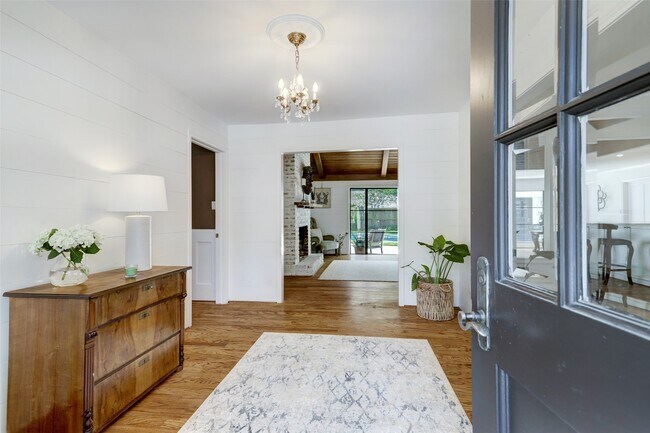 Building Photo - 12419 Mossycup Dr