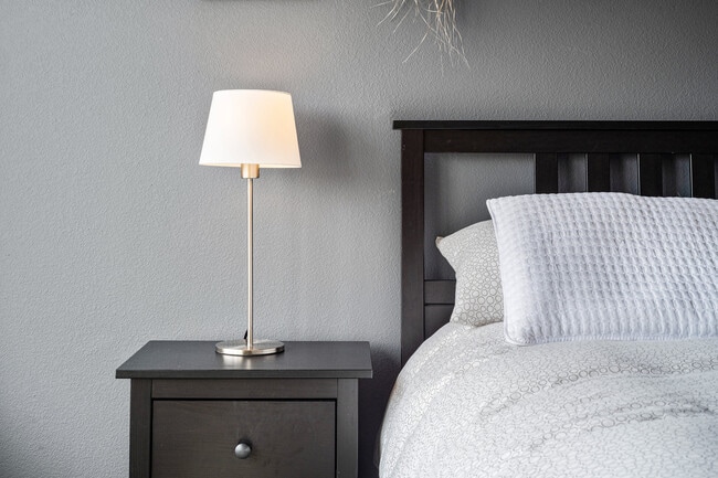 Building Photo - 288 3rd St