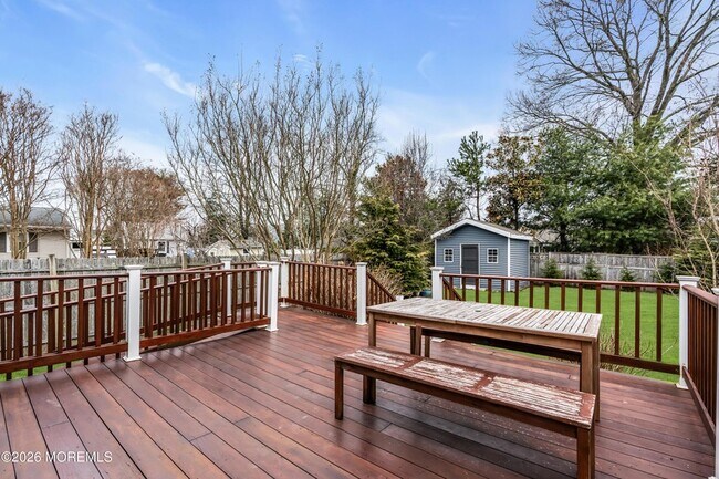 Building Photo - 524 Fisk Ave