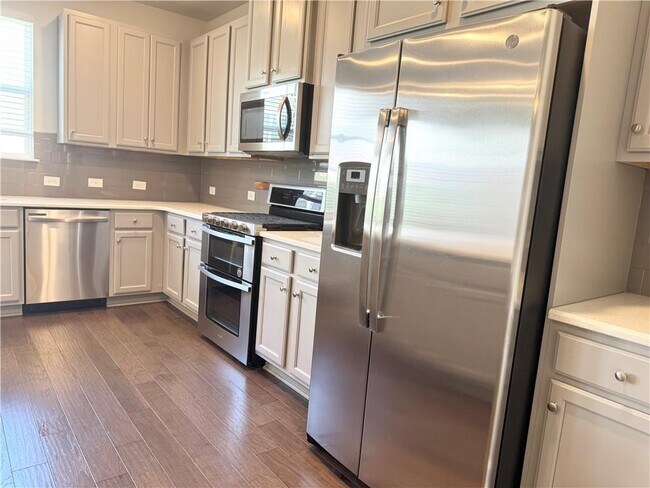Building Photo - 3506 Sorrel Ln