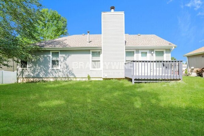 Building Photo - PARK HILL - 3+ BDRMS - 3 FULL BATHS AVAILA...