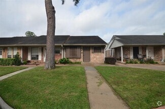 Building Photo - 1108 W Tri Oaks Ln