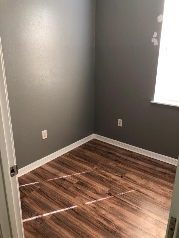 Building Photo - 2012 Congress St