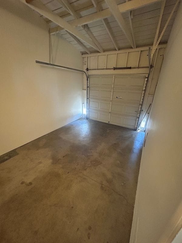 Building Photo - 2020 Linden St