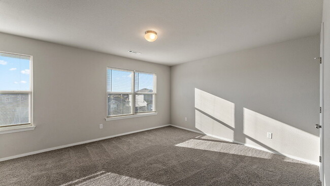 Building Photo - Elegant 4-Bedroom Home in Lakewood Crossing