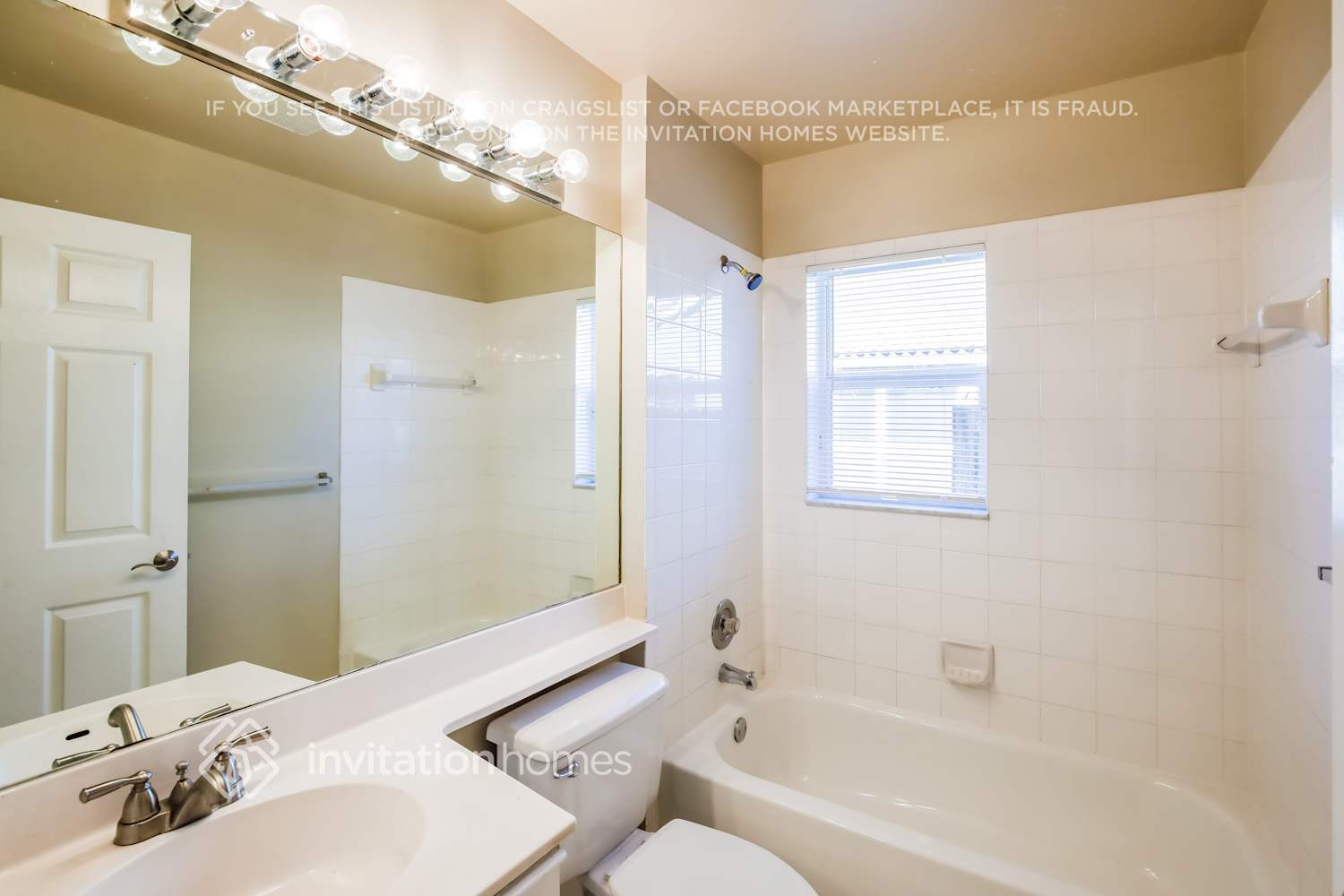 Building Photo - 7570 NW 47th Ave