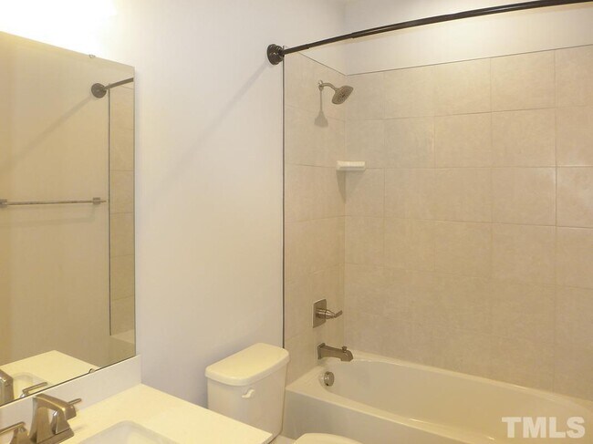 Building Photo - 137 Callowhill Ln