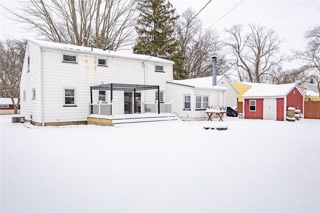 Building Photo - 105 Chestnut Dr