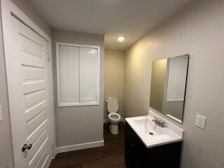 Building Photo - 1079 W 5th St