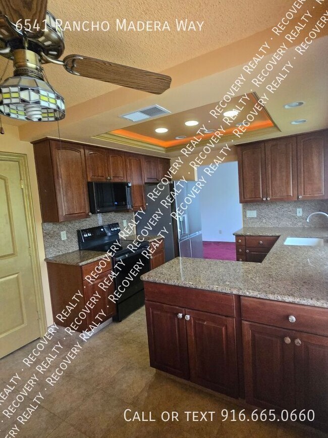 Building Photo - 6541 Rancho Madera Way