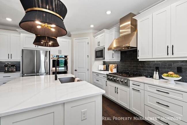 Building Photo - 4430 Pond Brk Ct