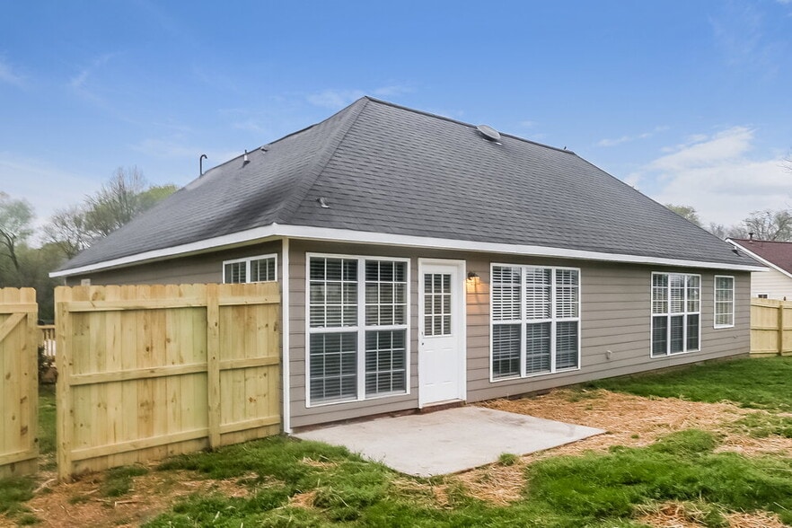 Building Photo - 4659 Falcon Chase Dr SW