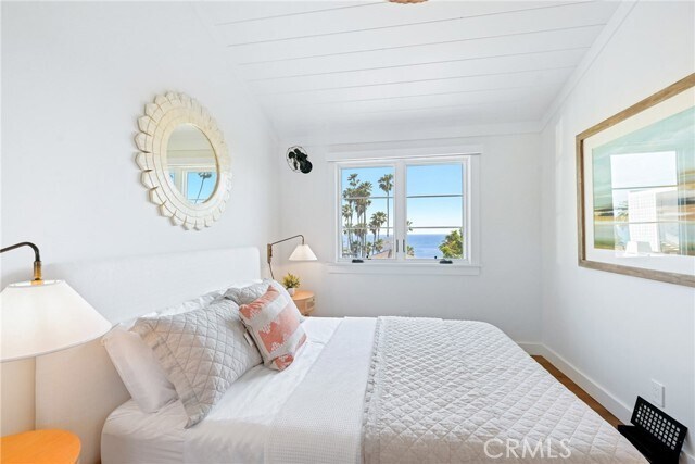 Building Photo - 360 Cliff Dr