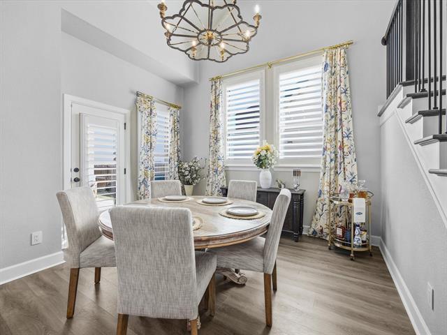 Building Photo - 2325 Offerande Dr