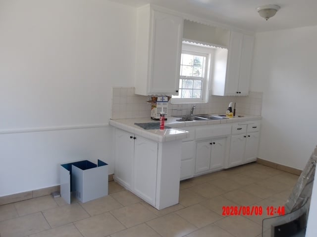 Kitchen - 10040 Pomering Rd