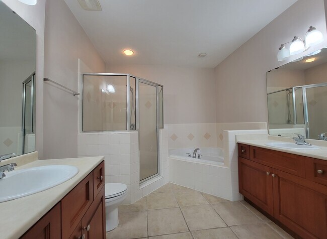 Building Photo - 1575 Paul Russell Rd