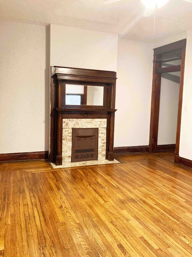 Building Photo - 3241 Jefferson Ave