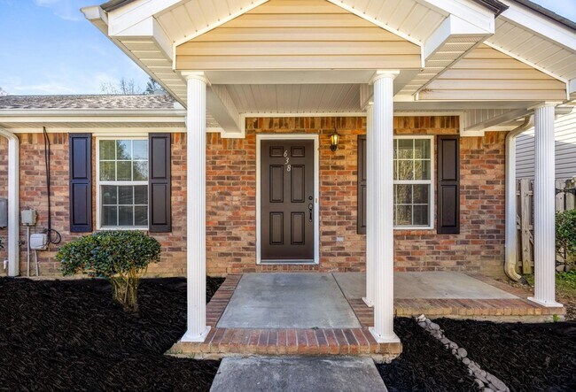 Building Photo - 638 Goodale Ln