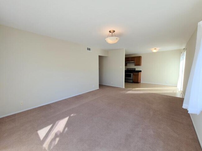 Building Photo - 1 bedroom in San Francisco CA 94114
