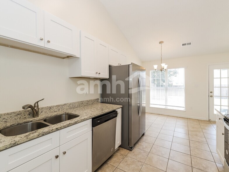 Building Photo - 1575 Central Trails Dr