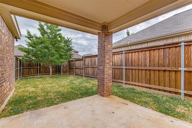 Building Photo - 2417 Larimar Dr