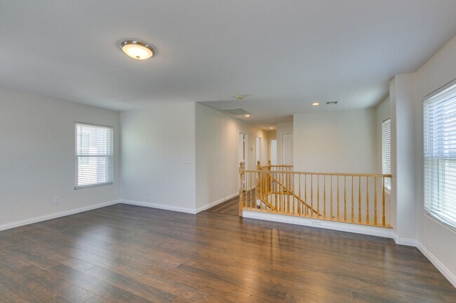 Building Photo - Remodeled 3-Bedroom Home with Loft.