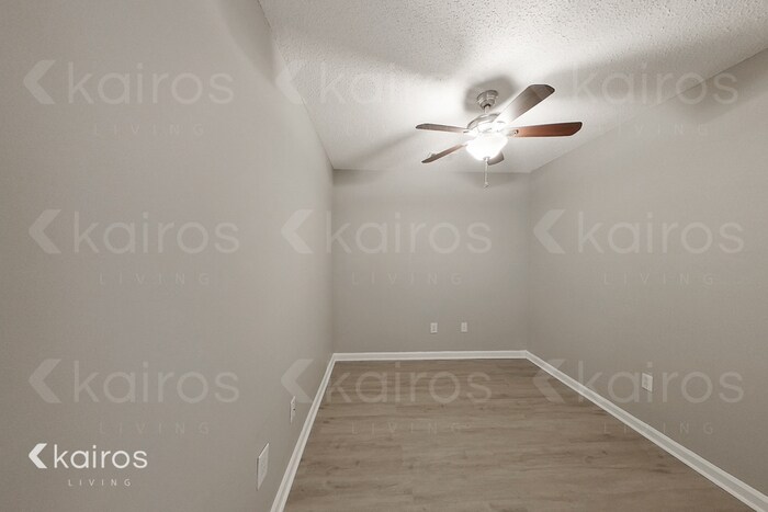 Building Photo - 334 Amanda Dr