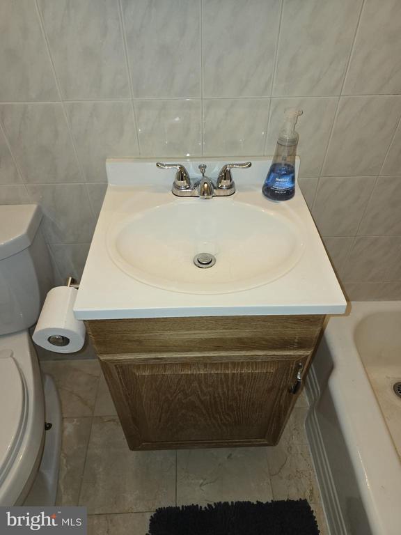 Building Photo - 2101 Chestnut St