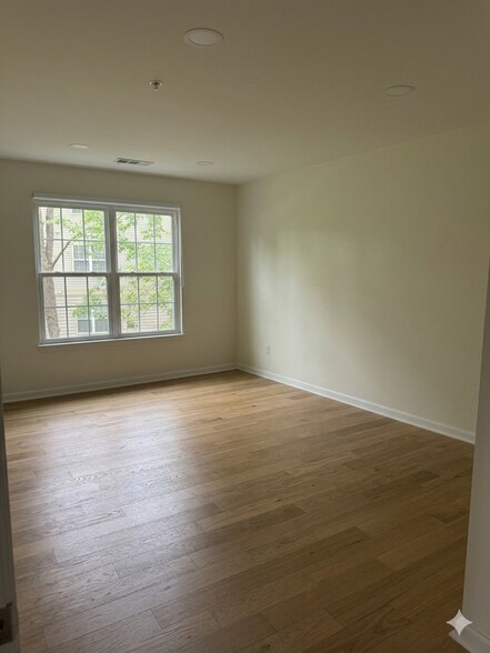 Building Photo - 11808 Eton Manor Dr