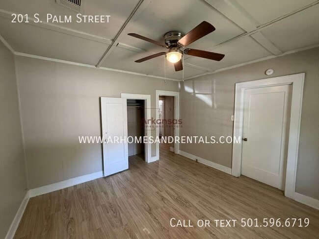 Building Photo - 201 S Palm St