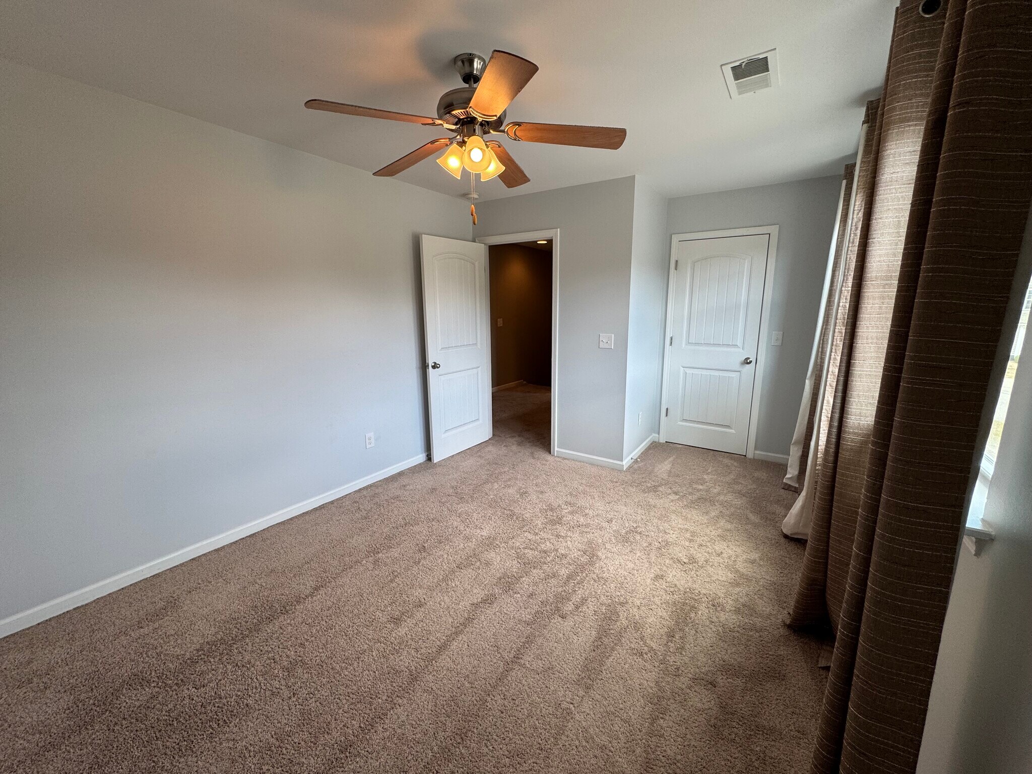 Building Photo - 440 Colony Lakes Dr