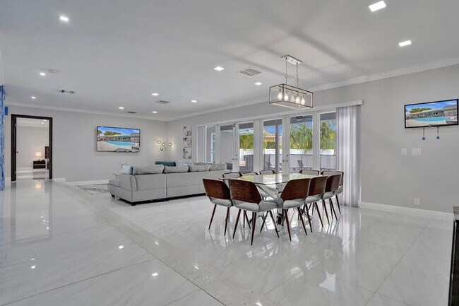 Building Photo - 1000 Diplomat Pkwy