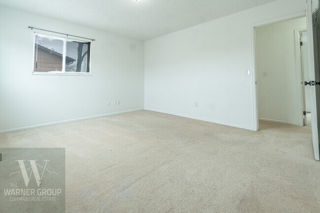 Building Photo - 1269 Cree Dr